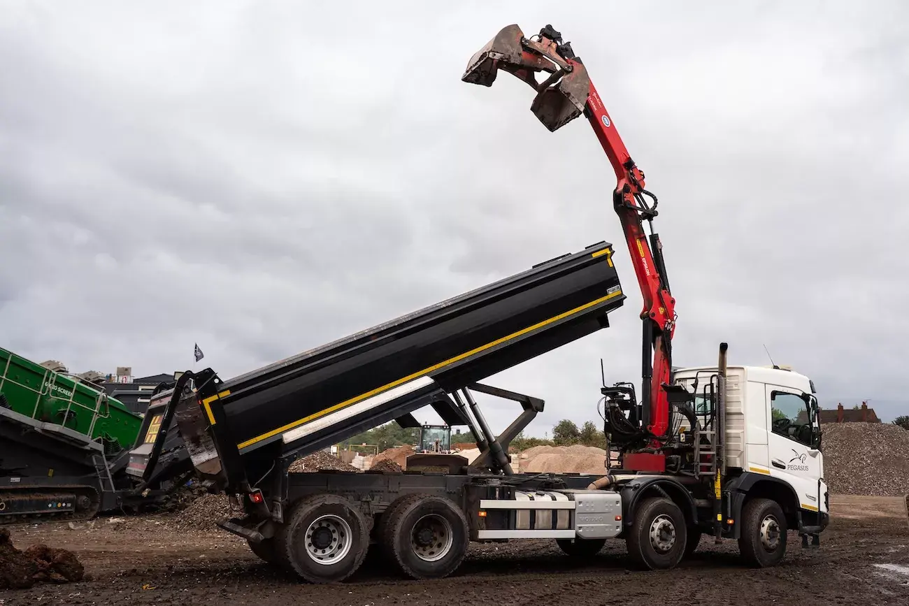 Grab Hire London Fast Affordable Reliable Services