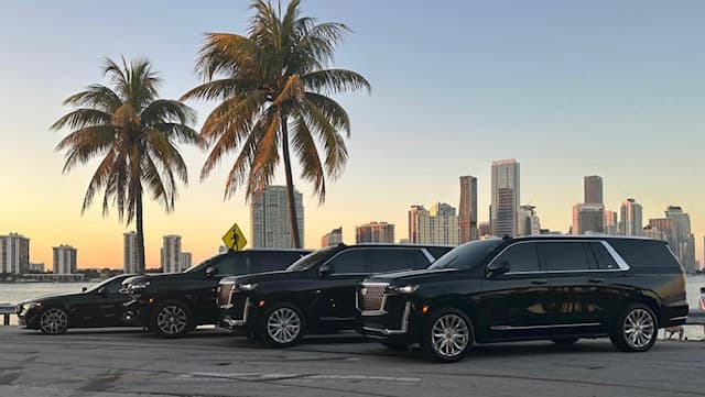 Your First Impression of Texas Starts on the Curb: Why DFW Black Car Service Matters